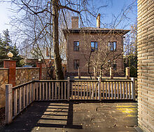 Дом под отделку в ДСК Ларин