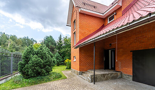 Уютный дом в КП Офицерский