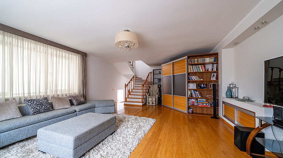 Современный таунхаус в КП Вешки-2