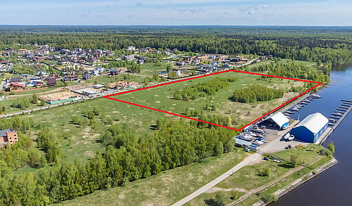 Участок на первой линии в Авроре