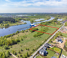 Участок на первой линии в Авроре