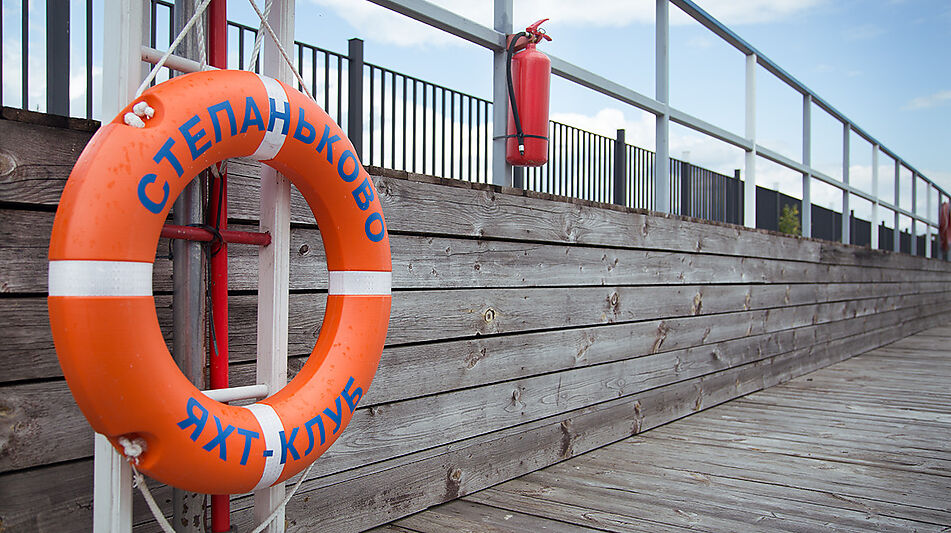 Участок на первой линии в Авроре