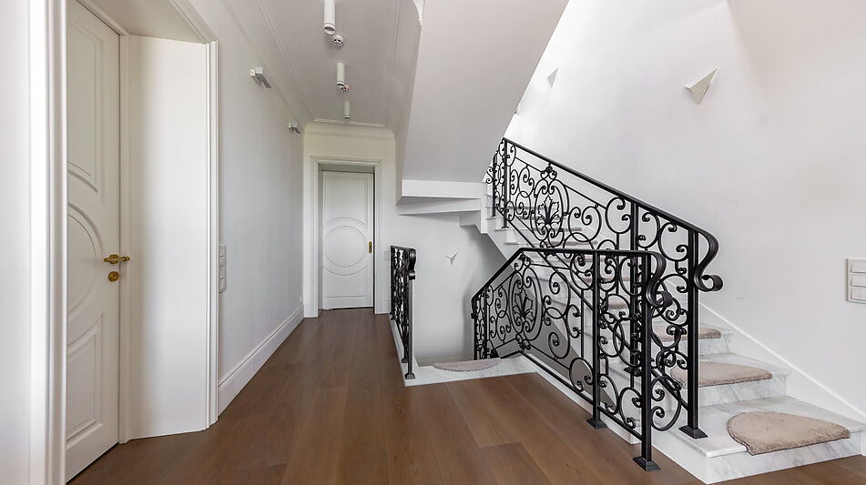 Стильный дом в КП Монтевиль