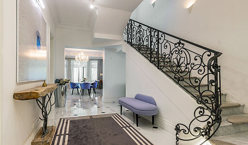 Стильный дом в КП Монтевиль