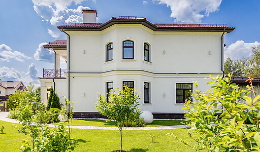 Стильный дом в КП Монтевиль