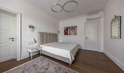 Стильный дом в КП Монтевиль