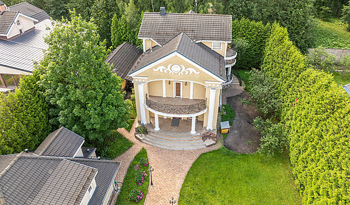 Дом в КП Золотой город