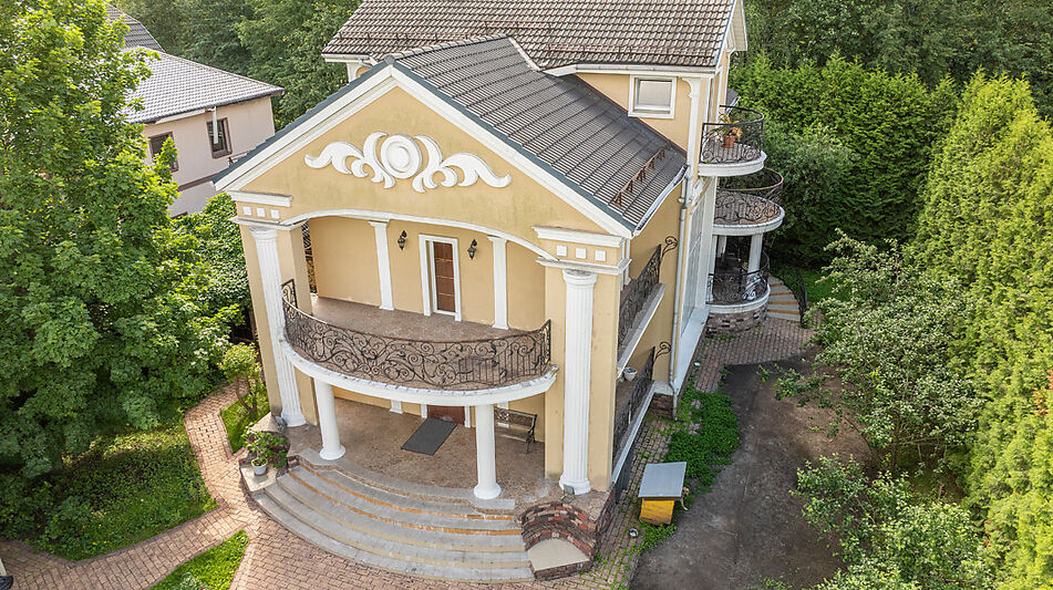 Дом в КП Золотой город