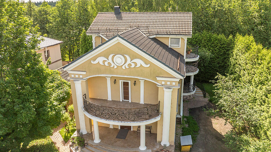 Дом в КП Золотой город