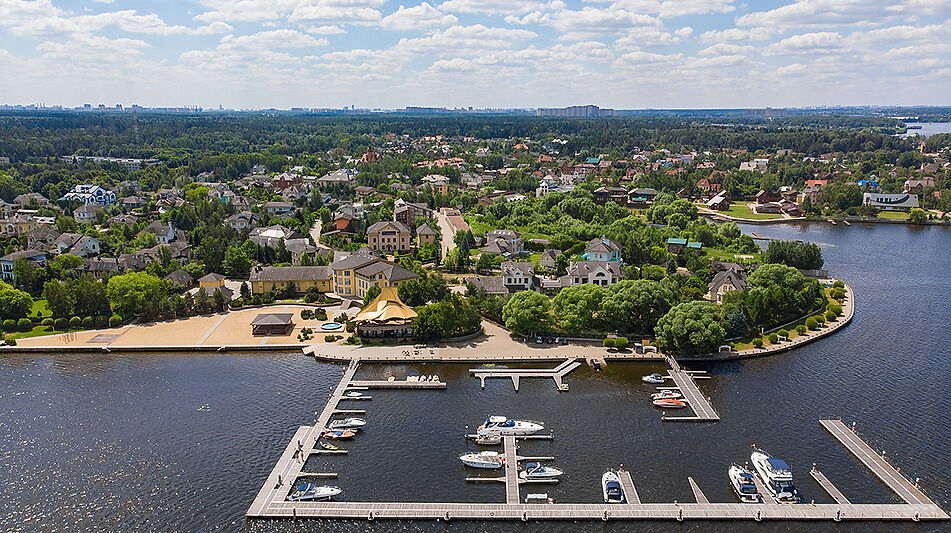 Дом в КП Золотой город