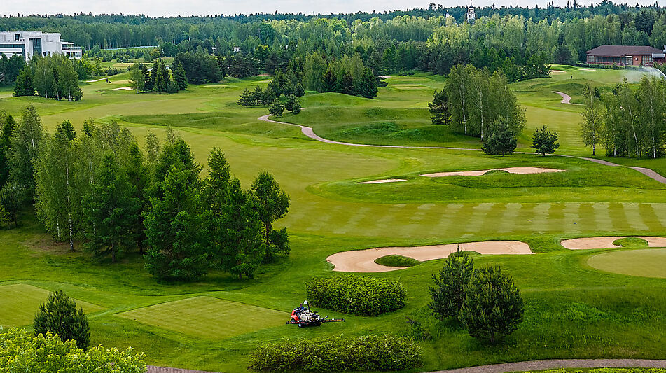 Видовой участок в Гольф Пестово