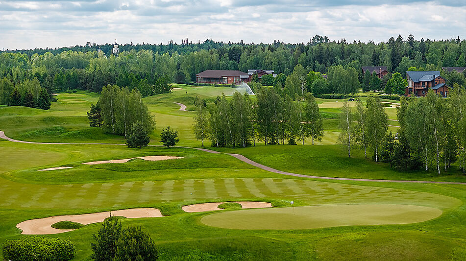 Видовой участок в Гольф Пестово