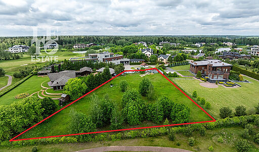 Видовой участок в Гольф Пестово