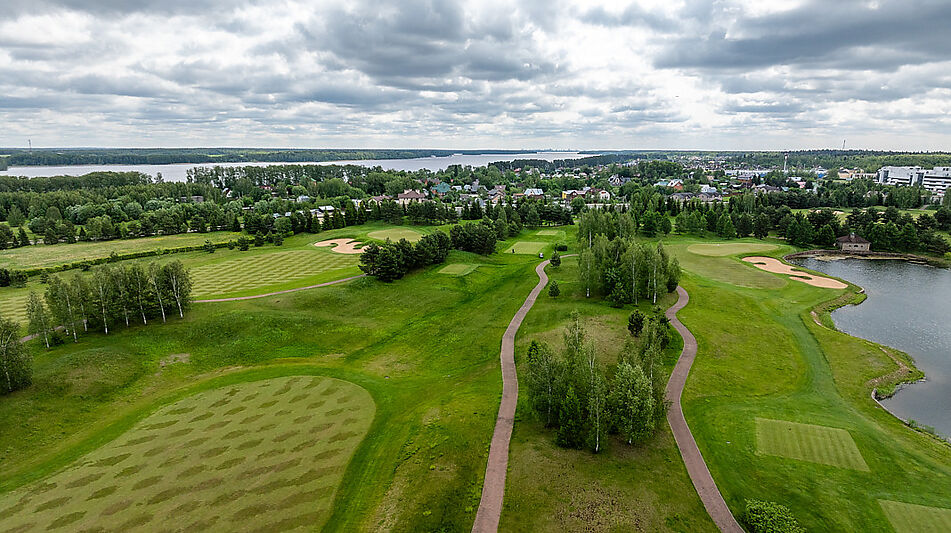 Видовой участок в Гольф Пестово