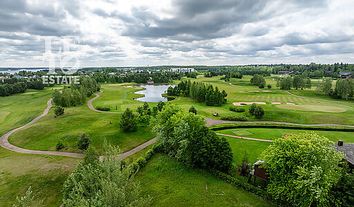 Видовой участок в Гольф Пестово