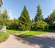 Дом с бассейном в Новогорске