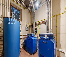 Дом с бассейном в Новогорске