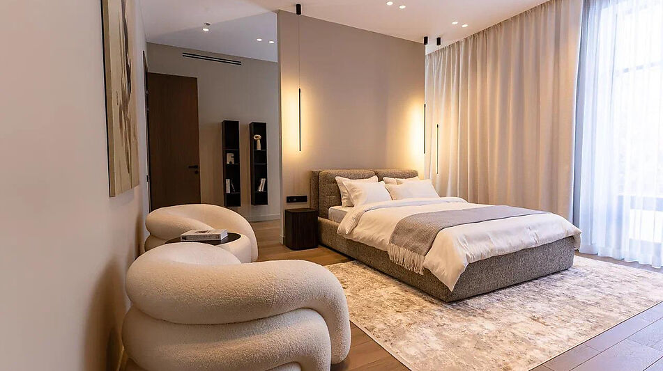 Дом с бассейном в КП Монтевиль