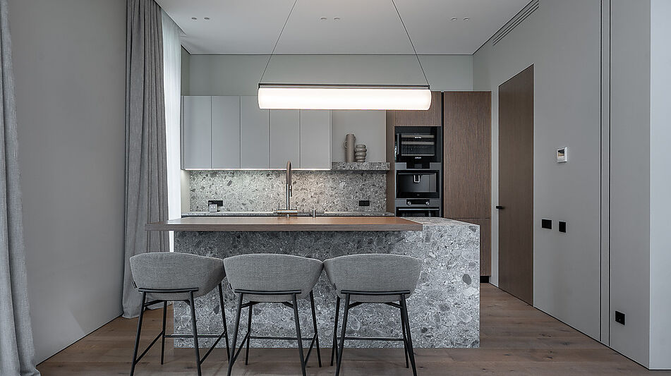 Дом с бассейном в КП Монтевиль