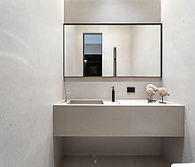 Дом с бассейном в КП Монтевиль