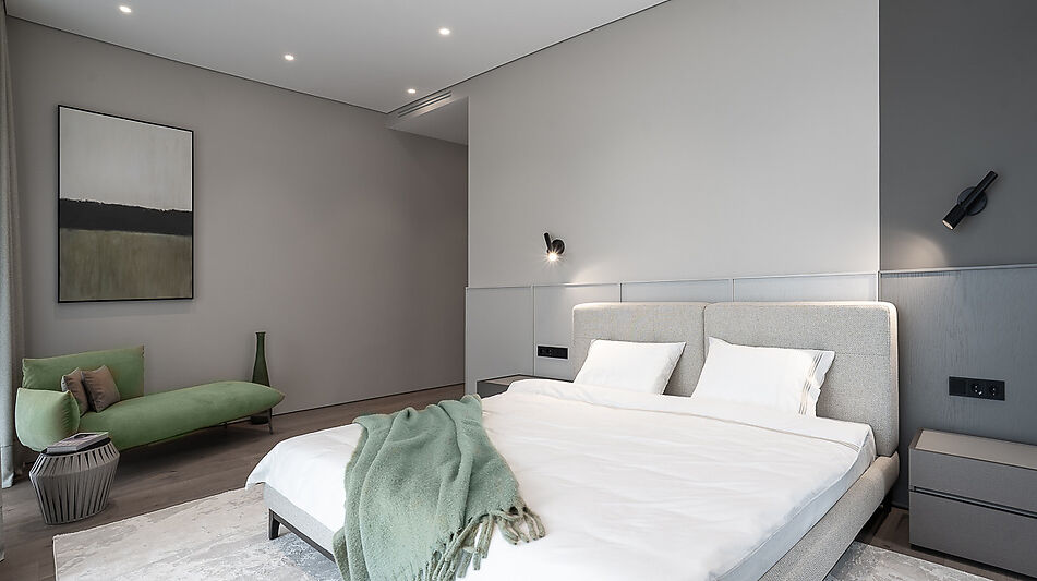 Дом с бассейном в КП Монтевиль