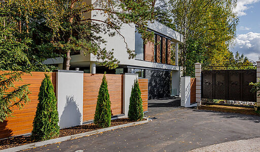 Новый дом в поселке Веледниково