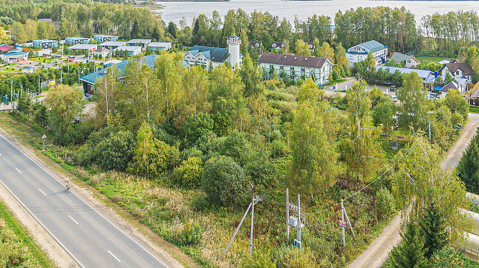 Участок в Большом Ивановском