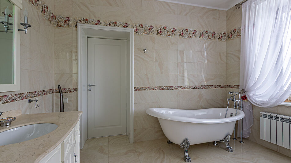 Дом в Конаково с видом на воду