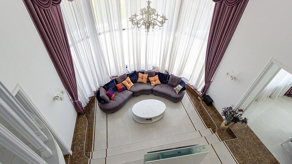 Дом в Конаково с видом на воду