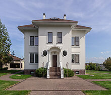 Дом в Конаково с видом на воду