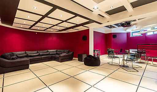 Дом в Конаково с видом на воду