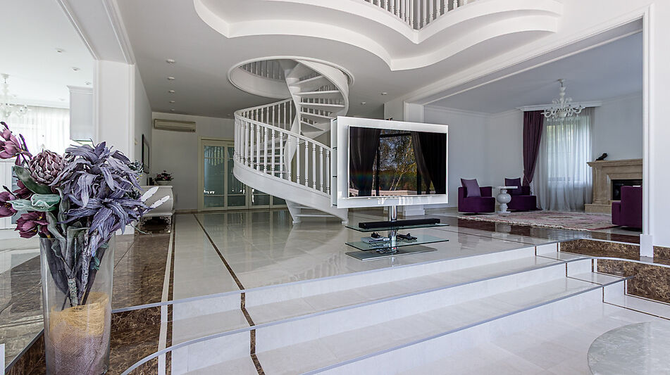 Дом в Конаково с видом на воду