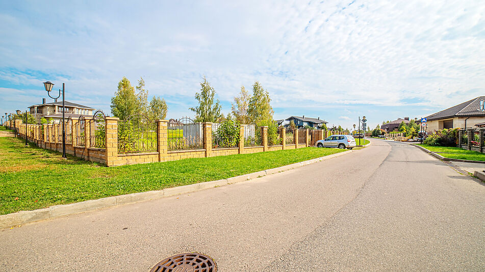 Большой участок в КП Аква Вилла