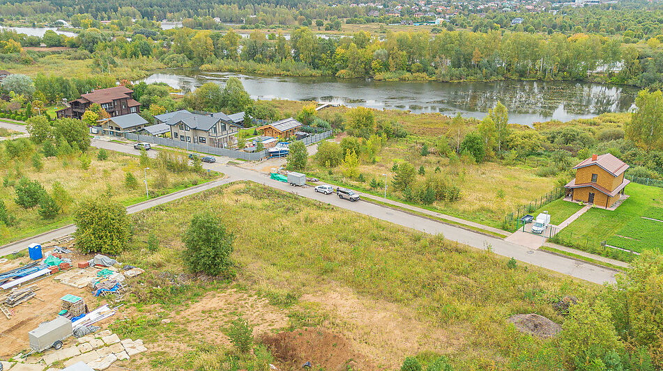 Участок в КП Аврора