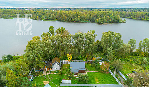 Участок на первой линии Витенево