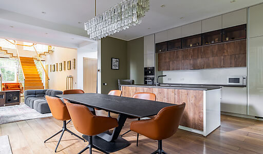 Стильный дом в КП Монтевиль