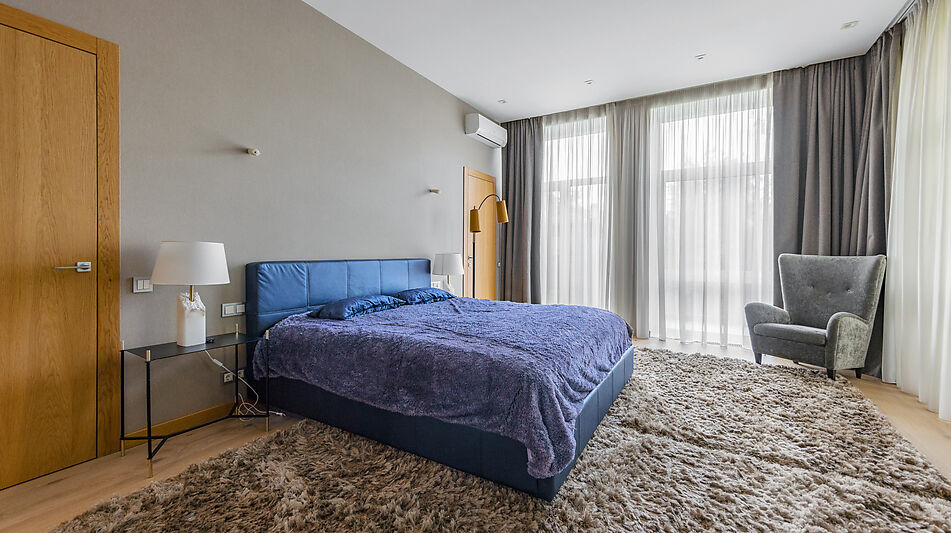 Стильный дом в КП Монтевиль