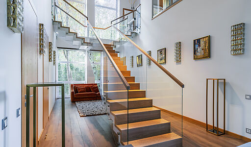 Стильный дом в КП Монтевиль