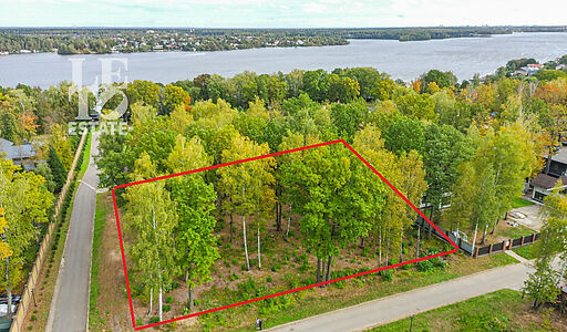 Участок в КП Ореховая Бухта-4