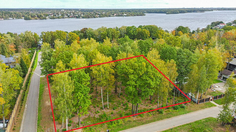 Участок в КП Ореховая Бухта-4