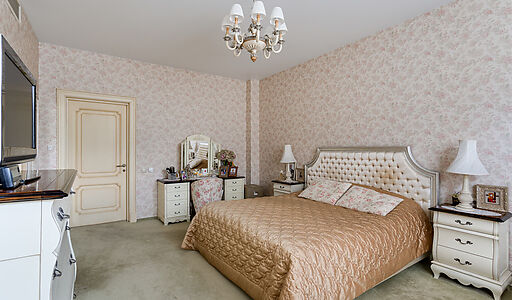 Просторный дом в КП Десять ярдов