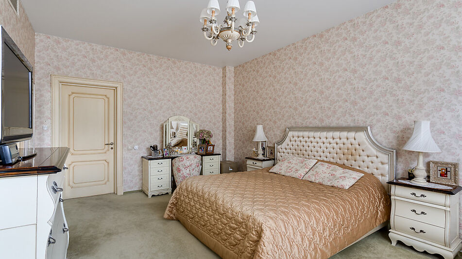 Просторный дом в КП Десять ярдов