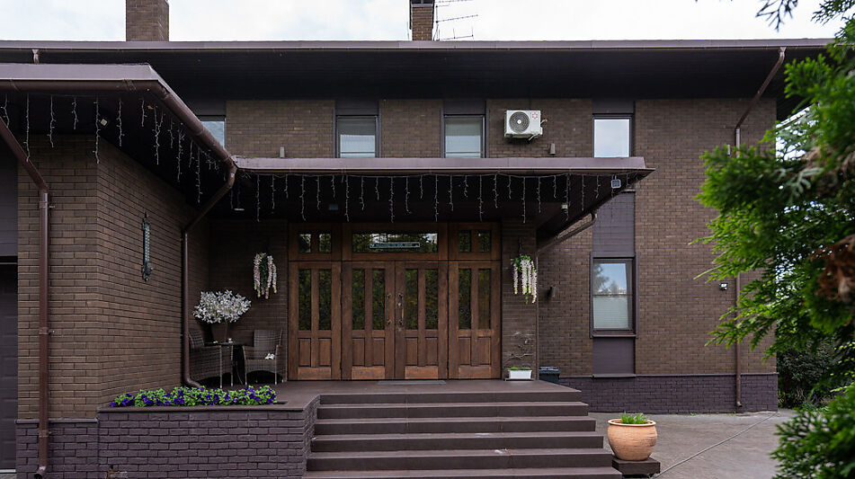 Просторный дом в КП Десять ярдов