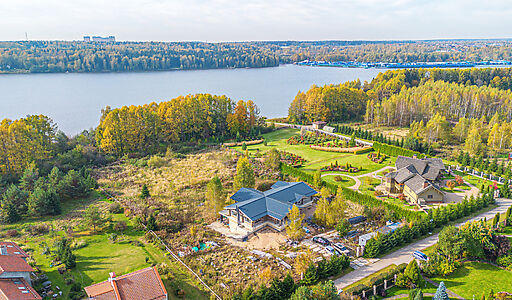 Дом с видом на воду в КП Пчелка