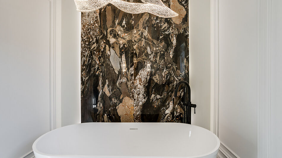 Дом у озера в КП Новорижский