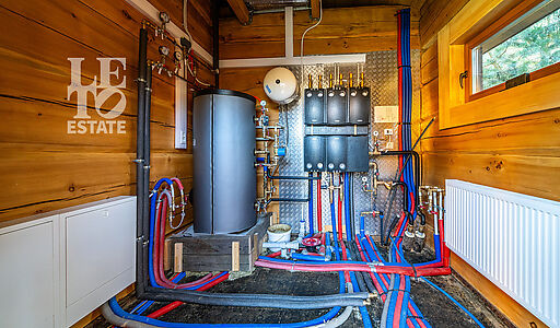 Дом из кедрового лафета в Авроре