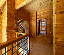 Дом из кедрового лафета в Авроре