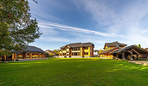 Дом из кедрового лафета в Авроре