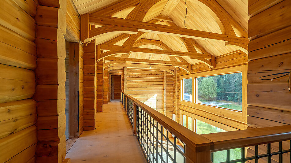 Дом из кедрового лафета в Авроре
