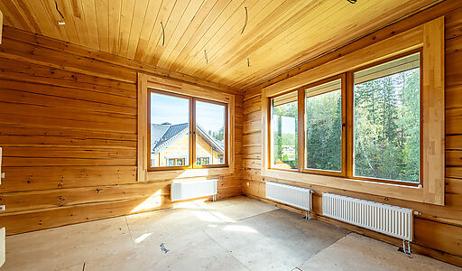 Дом из кедрового лафета в Авроре